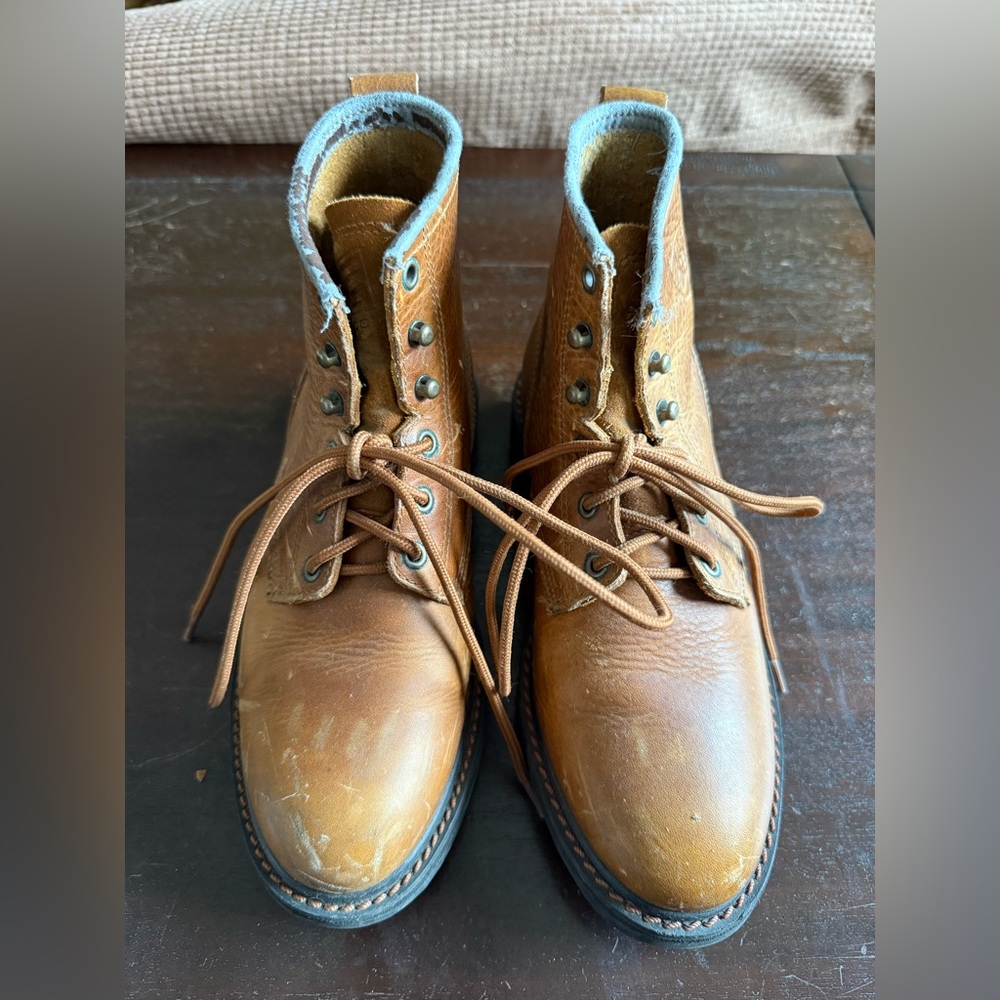 Ariat Brown Leather Lace-Up Boots